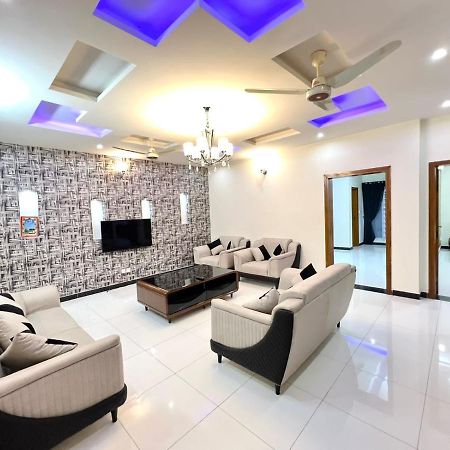 Luxury Apartment Rentals อิสลามาบัด ภายนอก รูปภาพ