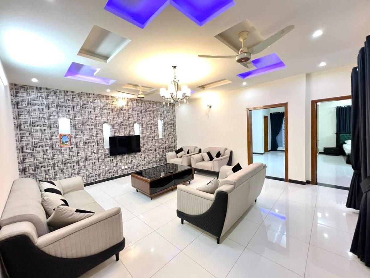 Luxury Apartment Rentals อิสลามาบัด ภายนอก รูปภาพ