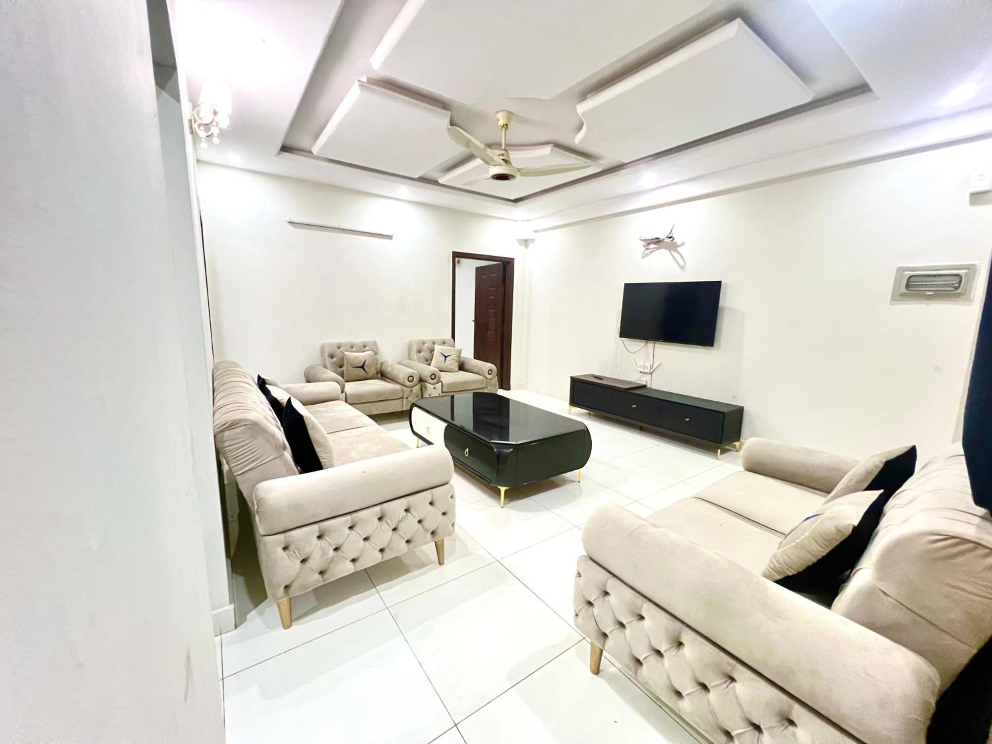 Luxury Apartment Rentals อิสลามาบัด ภายนอก รูปภาพ