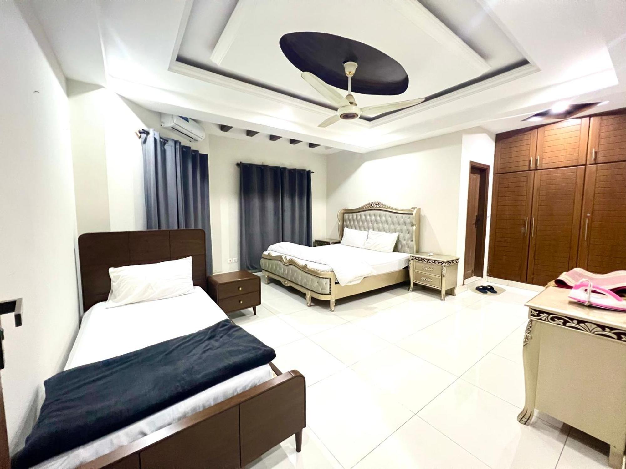 Luxury Apartment Rentals อิสลามาบัด ภายนอก รูปภาพ